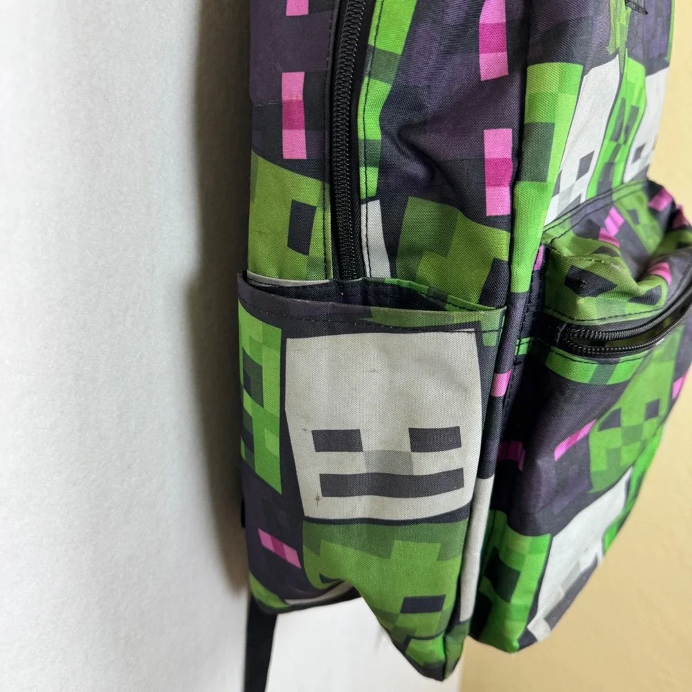 Minecraft backpack showcases